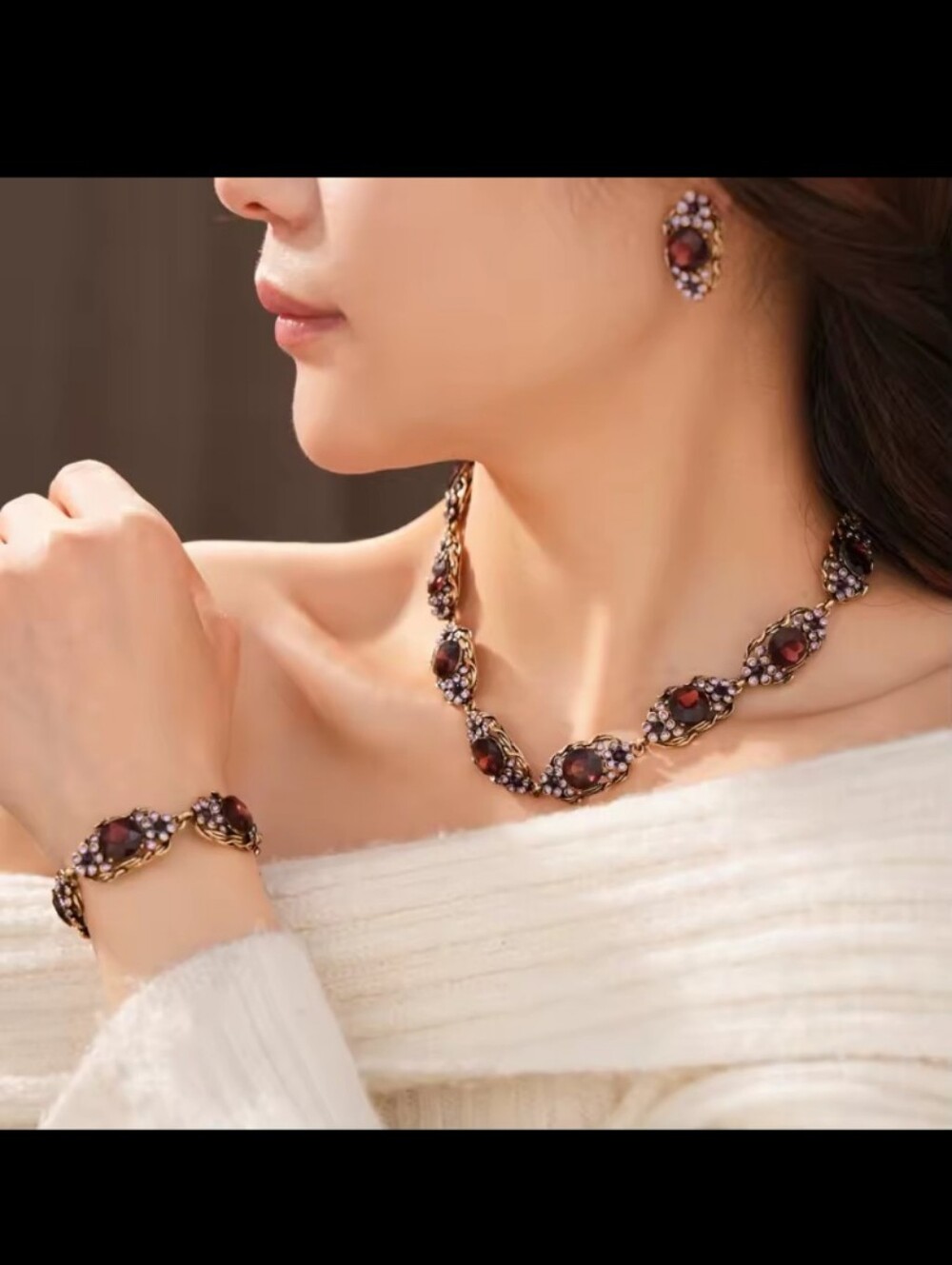 Medieval Antique Style Crystal Jewelry Set